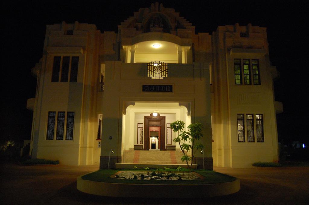 Visalam Chettinad Palace - A Cgh Earth Experience Kānādukāttān Esterno foto