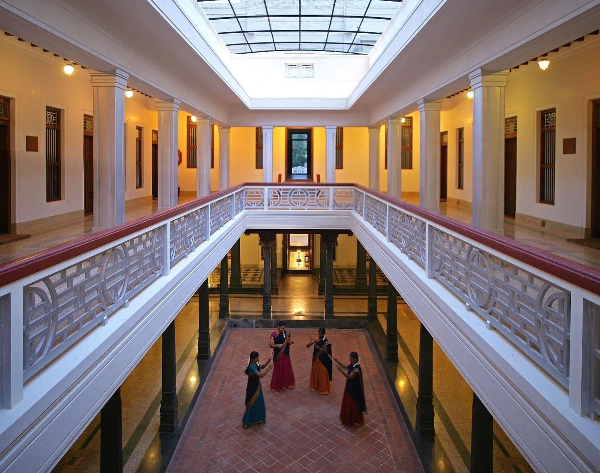Visalam Chettinad Palace - A Cgh Earth Experience Kānādukāttān Esterno foto